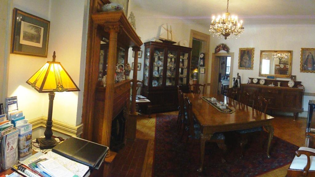 Wilson House Bed & Breakfast บัลติมอร์ ภายนอก รูปภาพ